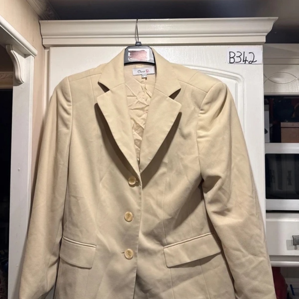 Elegant Cream Blazer by Charter Club